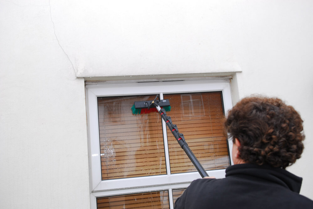 Affordable window washing help for Stoke Newington customers