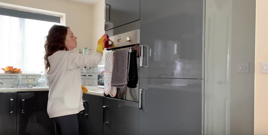 cleaning-services-wimbledon-sw19 Reliable home cleaning help for our Wimbledon customers