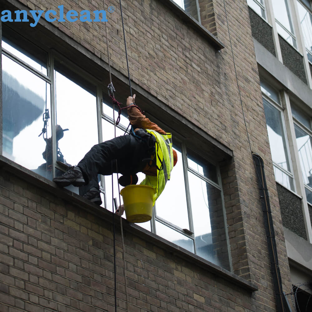 high-rise-window-cleaning-sw18 Risk-free upper floor windoow washing in the vicinity of FR45 XM London, United Kingdom