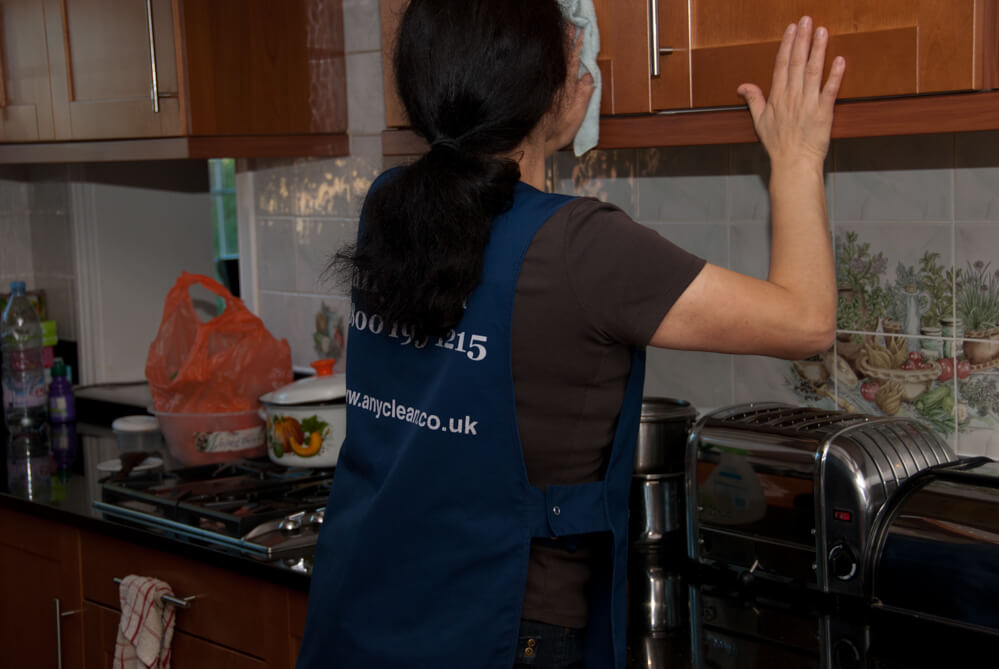 sw1-home-cleaning-help Hardworking domestic cleaners near FVMH 65 London, United Kingdom